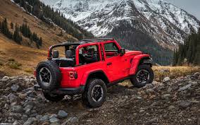 Comparison Jeep Wrangler Jk Rubicon 2018 Vs Land Rover Range Rover Sport Supercharged 2017 Suv Drive