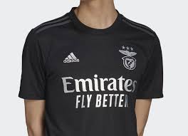 Este es un resumen de todas los fichajes del club en la temporada seleccionada. Benfica 2020 21 Adidas Away Kit Slbenfica Benfica Pelobenfica Adidasfootball Black Kit Black Shirt Mens Tops