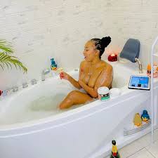 Amber Ray Naked Photos Online | Kenya Adult Blog