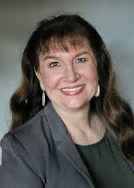 Laura Tomas's Instagram, Twitter & Facebook