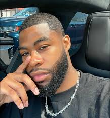 let rich zae tell it he's the face card champ .. 😫😍🥵🏆