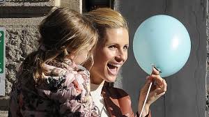 After moving to milan with her mother. Michelle Hunziker Will Noch Ein Baby Bald Wieder Schwanger
