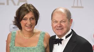 Olaf Scholz Die Wahrheit Uber Seine Erfolgreiche Frau Intouch