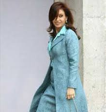 La vicepresidenta desechó la idea de tener una oficina en la la actual vicepresidenta cristina kirchner y el presidente saliente, mauricio macri, se saludaron de muy manera fría en el congreso, donde se. 22 Ideas De Cristina Fernandez De Kirchner Cristina Kirchner Joven Peronistas Presidentes