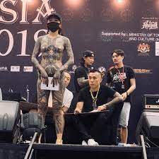 Malaysia orders inquiry over half-naked tattoo show « Nepalese Voice
