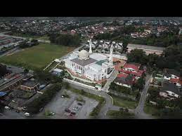 Kawasan ini sebagai namanya `seksyen satu` adalah kawasan terawal dibangun di bandar baru bangi. Cinematic Area Masjid Al Umm Bangi Selangor Youtube