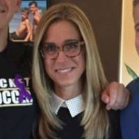 Beth Schreiber's Instagram, Twitter & Facebook