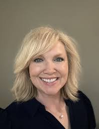 Eileen Schilling's Instagram, Twitter & Facebook