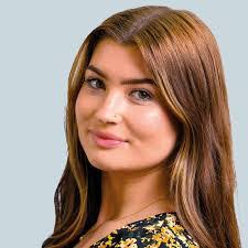 Catherine Cain's Instagram, Twitter & Facebook