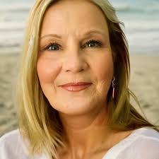 Brenda Dunfee's Instagram, Twitter & Facebook