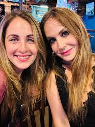 Yesterday, the Sixx Cool Moms of Frederick County gathered at The Simple  Life in downtown Frederick for a truly special experience. Members had the  opportunity to meet with Alina Sofia Psychic Medium