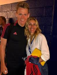 This my official and only page!�. Scott Mctominay Hair With Hairbond The Best Hair Products