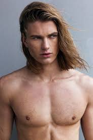 Charlie Kennedy's Instagram, Twitter & Facebook