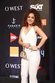 من خلال شراء خدمتنا فإنك توافق على شروط الخدمةو سياسة الخصوصية. Ø¨Ø¸Ù‡Ø± Ø¹Ø§Ø±ÙŠ Ø±Ù†Ø§ Ø±Ø¦ÙŠØ³ ØªØ´Ø¹Ù„ Ø§Ù„Ø³ÙˆØ´ÙŠØ§Ù„ Ù…ÙŠØ¯ÙŠØ§ Ø¨Ø¬Ø§Ù…Ø¨ Ø³ÙˆØª Ù…Ø«ÙŠØ± Ø¹Ù„Ù‰ Ø§Ù„Ø³Ø¬Ø§Ø¯Ø© Ø§Ù„Ø­Ù…Ø±Ø§Ø¡ ØµÙˆØ±