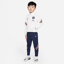 4 isim çıkarıldı a milli takım'ın euro 2020 kadrosu belli oldu. Futbol Esofmanlar Nike Tr