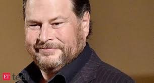 ➽ here is a list of photography competitions you should enter now! Tori Soper Chicago Commercial Photographer Tori Soper Photography Linkedin