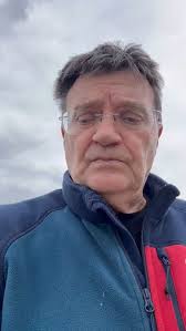 Belle nouvelle ! Mon ami Bernard Faure est de retour aux affaires. Le 4 mai  prochain, il sera à mes côtés pour commenter l’incontournable 15km du Puy  en Velay @15_km_internationaux_du_puy