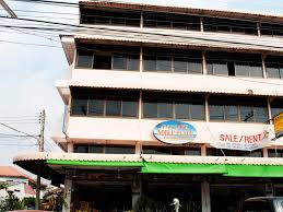 Pattaya is a major resort city on the east coast of the gulf of thailand. Ulasan Hornet House Pattaya Hotel Reviewing System