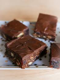 Christmas Chocolate Tiffin Everyday Cooks Recipe Chocolate Snack Cake Snack Cake Chocolate Snacks
