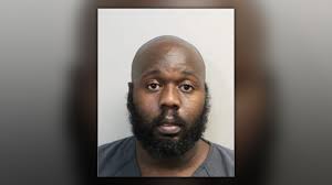 Florida man pulls AK-47 during family dispute at grocery store