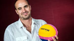 Find out more about tibor benedek, see all their olympics results and medals plus search for more of your favourite sport heroes in our athlete database. Benedek Tibor Visszavonul A Vizilabdatol Bumm Sk