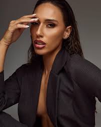 ❤️‍🔥 . . Foto @gabrielfelixfotografia Beauty @kamylakollnbeauty