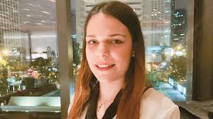 Κορίτσια ή λευκή μπλούζα, κοκαΐνη κυρία κοκαΐνη. Eirhnh Melissaropoyloy Me Pagideyse O Aderfikos Moy Filos Me Kokainh Den Phge To Myalo Moy Lifo