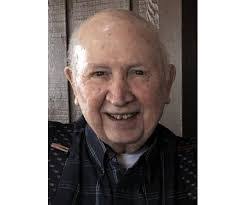 Daniel Mell's Instagram, Twitter & Facebook