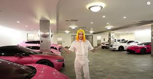 Jeffree purchased the house on december 6, 2019 for exactly $14,580,000. Jeffree Star And His Fabulous Car Collection A Girl S Guide To Cars