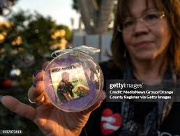 501 Sandra Within Photos & High Res Pictures