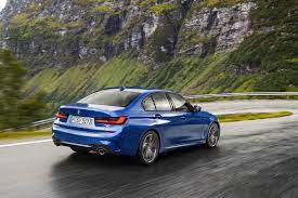 Bmw 3 serisi, gelenekleri, eski beklentileri ve diğer her şeyi geride bırakıyor. PreÈ Pentru Noul Bmw Seria 3 In Romania Motorvlogtv