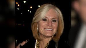 Sheila Duffy's Instagram, Twitter & Facebook