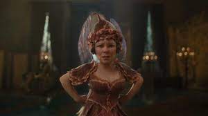 Maleficent) — американский фэнтезийный художественный фильм 2014 года режиссёра роберта стромберга, снятый по сценарию линды вулвертон, с анджелиной джоли, эль фэннинг и шарлто копли в главных ролях. Knotgrass Flittle And Thistlewit Maleficent Wiki Fandom
