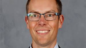 Fanoušek sleduje hru, já hráče. Například rozhodnutí rozhodčích mě  nezajímá, říká skaut Calgary Flames