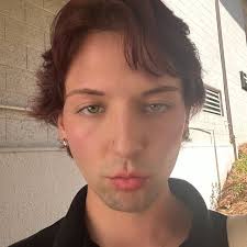 Connor Gray (@connor.grayy) • Instagram photos and videos