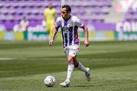 Fabián ariel orellana valenzuela is a chilean professional footballer who plays as a winger for spanish club real valladolid and the chilean national team. Qualify As Responsible The Decision Not To Sign Fabian Orellana California18