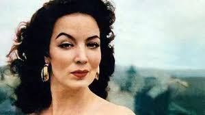 Carmen Armendáriz mostrará el lado humano de María Félix en bioserie