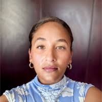 100+ “Bianca Adams” profil