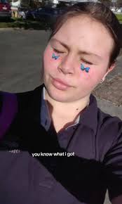 Eva Neal (@evanewmain3)