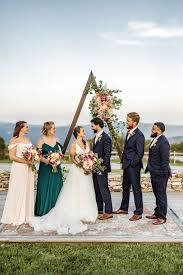 Summertime Mountain Wedding Inspo At Overlook Barn In 2020 Summer Wedding Ceremony Mountain Wedding Venues Wedding Inspiration Summer