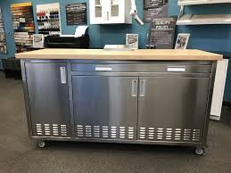 Lab Tables Made In The Usa Onepointe Solutions Countertops Countertop Materials Steel Table