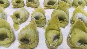 Maybe you would like to learn more about one of these? Tortelloni Ripieni Di Ricotta E Spinaci Picture Of Pasta Madre Carme Barcelona Tripadvisor