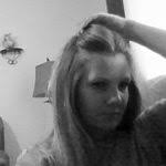 Amanda Dyess's Instagram, Twitter & Facebook