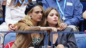 Cara delevingne (pronounced delaveen, born 12 august 1992), british fashion model and actress. Nicht Ashley Wen Knutscht Cara Delevingne Denn Hier Promiflash De