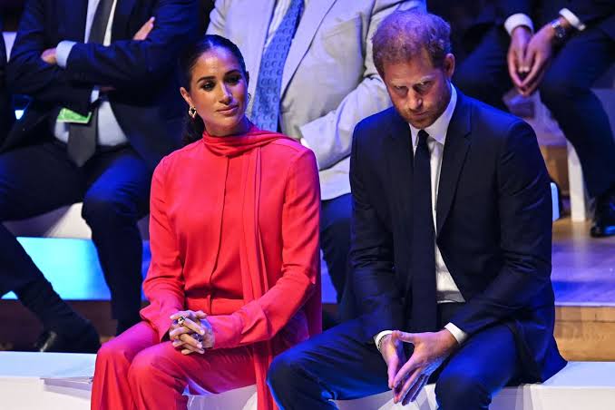 Prince Harry 'wanted out' of Royal Family years before quitting but one  relative got him to stay - The Mirror