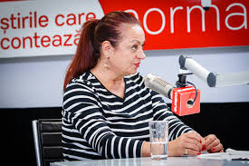 Îndrăgita actriță adriana trandafir împlinește luni, 26 aprilie 65 de ani. ActriÈ›a Adriana Trandafir A Aflat In Direct CÄƒ A Murit Prietenul SÄƒu Solistul Mihai Constantinescu A Fost Un Copil Mare Un Copil Frumos Video Europa Fm
