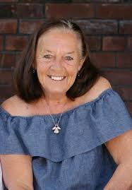 SECCARECCIA, Colleen (née Miller)