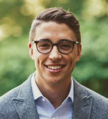 Jonathan Riddle's Instagram, Twitter & Facebook