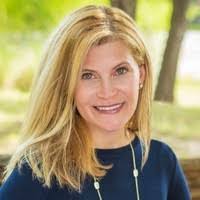 Kim Crabb's Instagram, Twitter & Facebook