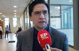 09-08-2025 by El Pinguino